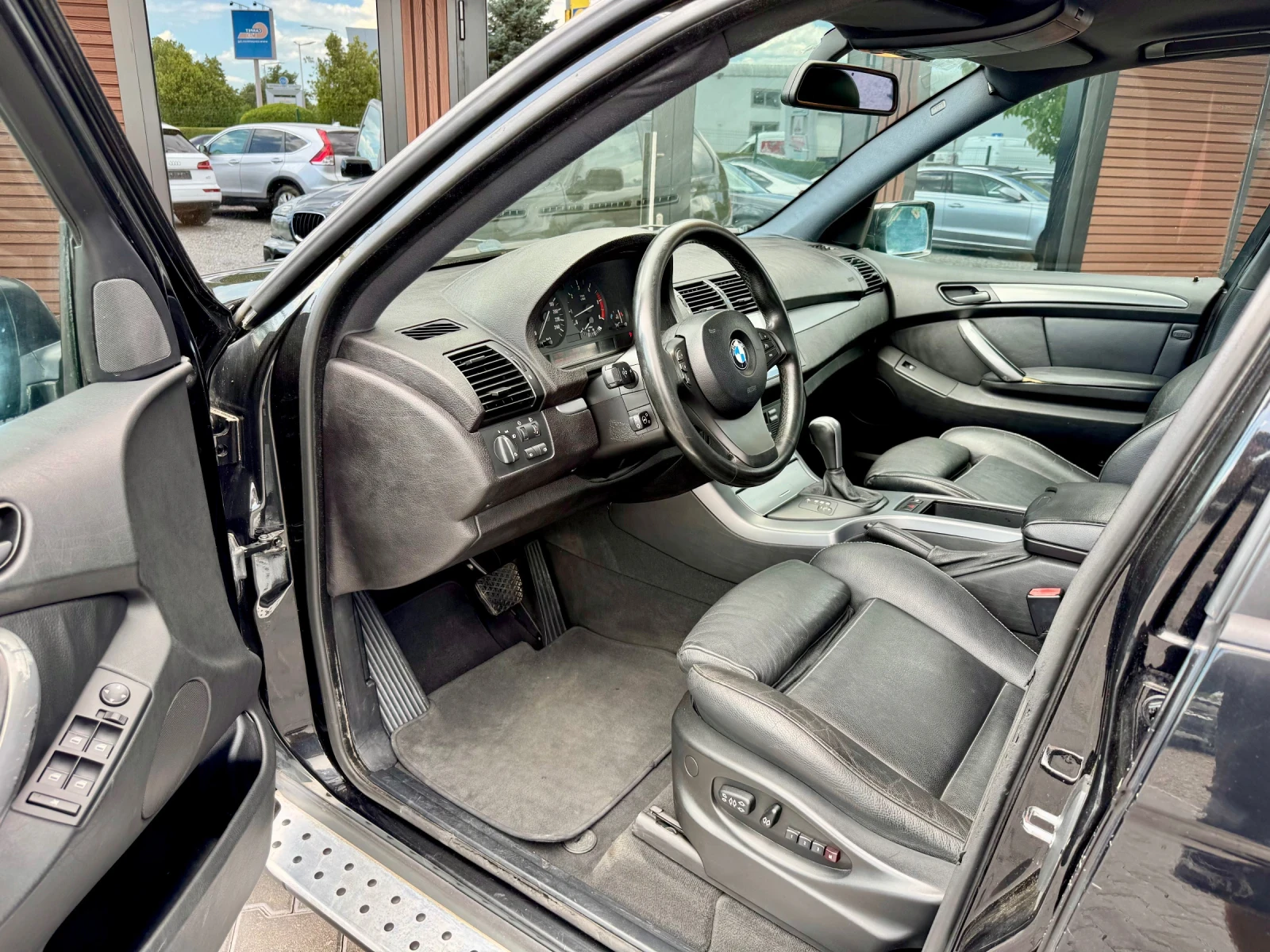 BMW X5 Подгрев* Памет* CarPlay* * Navi* Лизинг, снимка 8 - Автомобили и джипове - 55471795
