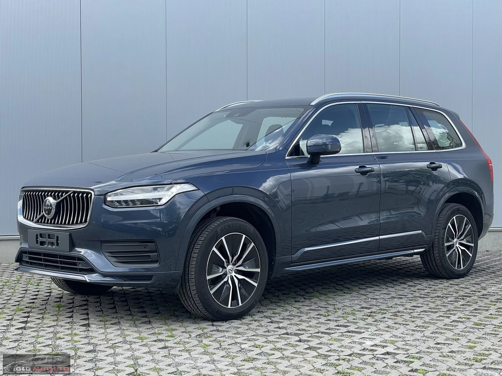 Volvo Xc90 MOMENTUM-PRO/250HP/AWD/7S/360/NAVI/CPLAY/676q