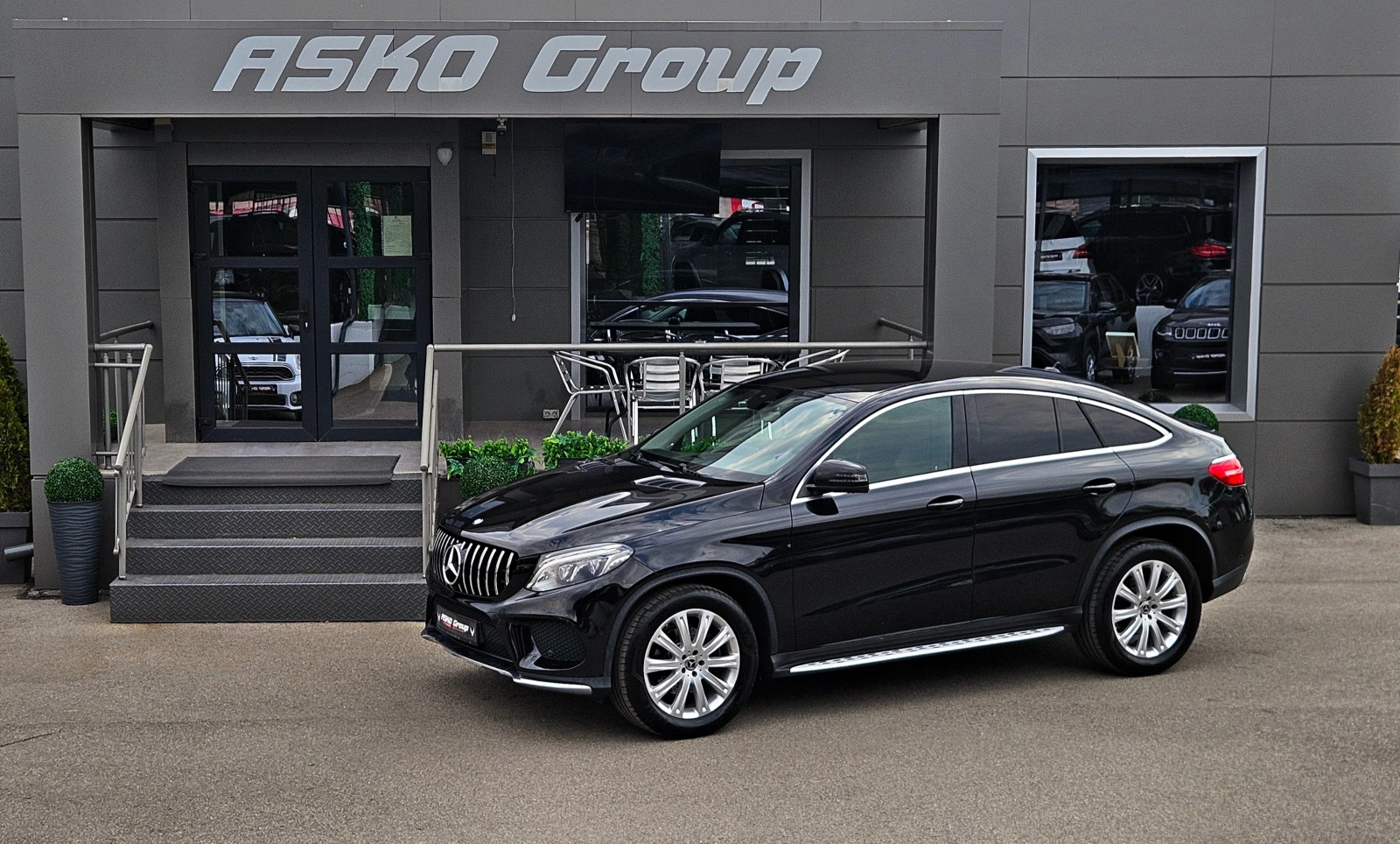 Mercedes-Benz GLE Coupe AMG/360CAMERA/HARMAN/ПОДГРЕВ/AMBIENT/CAR PLAY/LIZI, снимка 17 - Автомобили и джипове - 56164676
