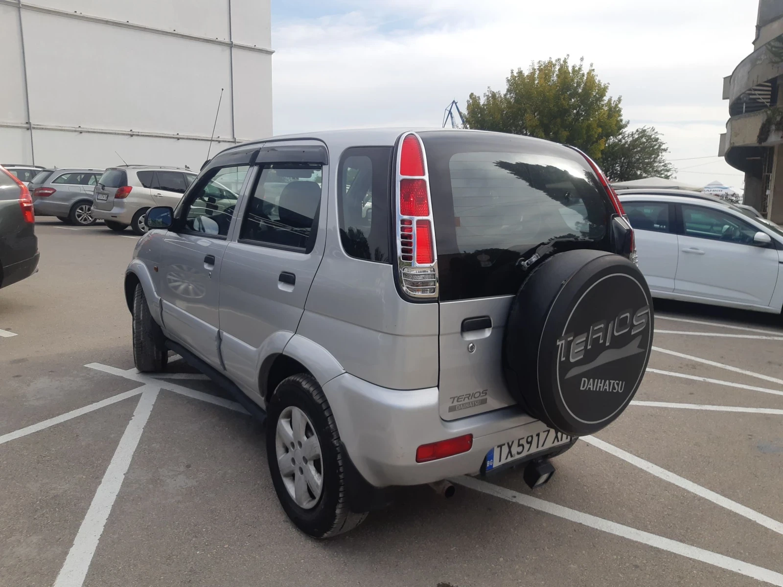 Daihatsu Terios 1, 3 A/T Auto 4x4 , снимка 15 - Автомобили и джипове - 56275821
