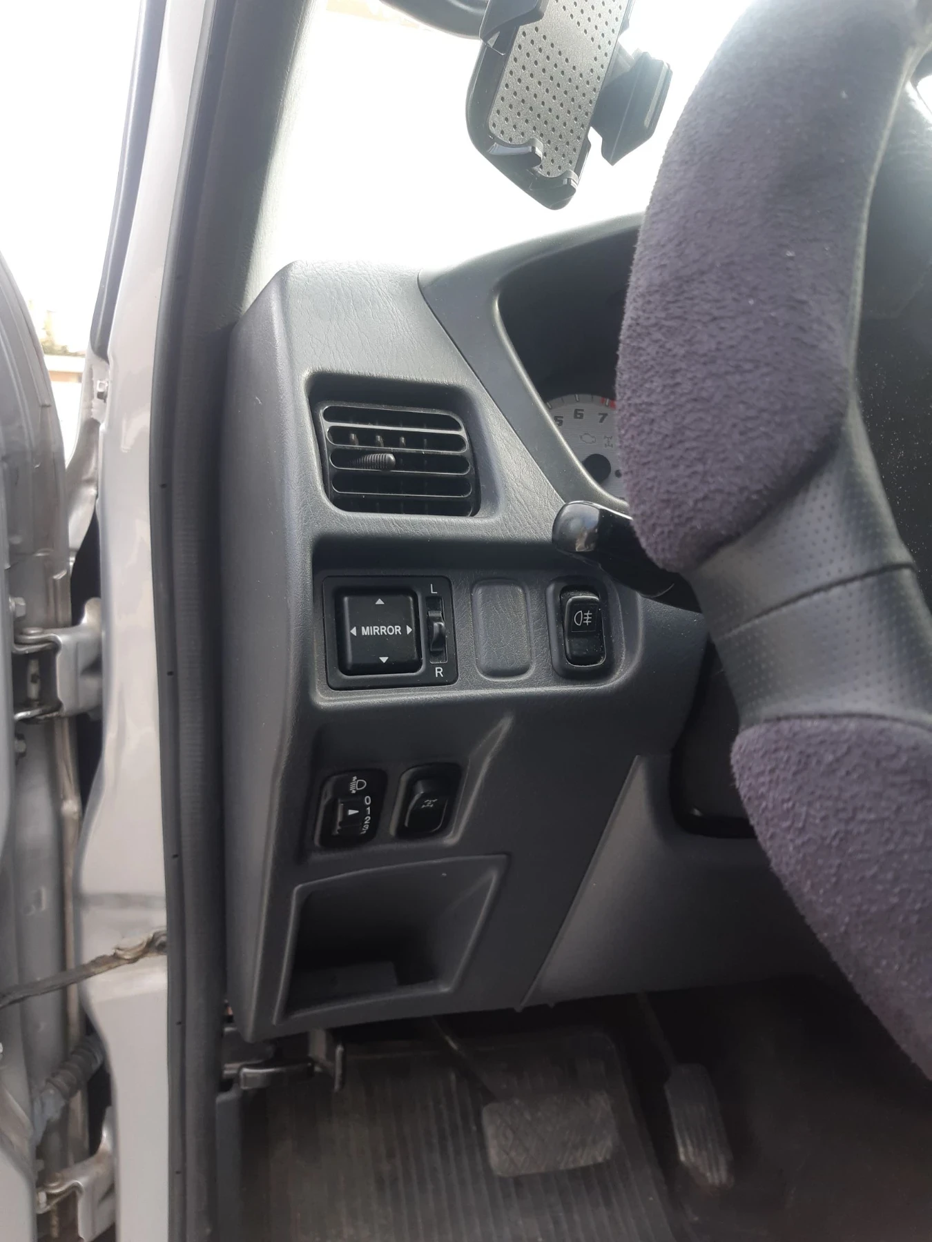 Daihatsu Terios 1, 3 A/T Auto 4x4 , снимка 5 - Автомобили и джипове - 56275821