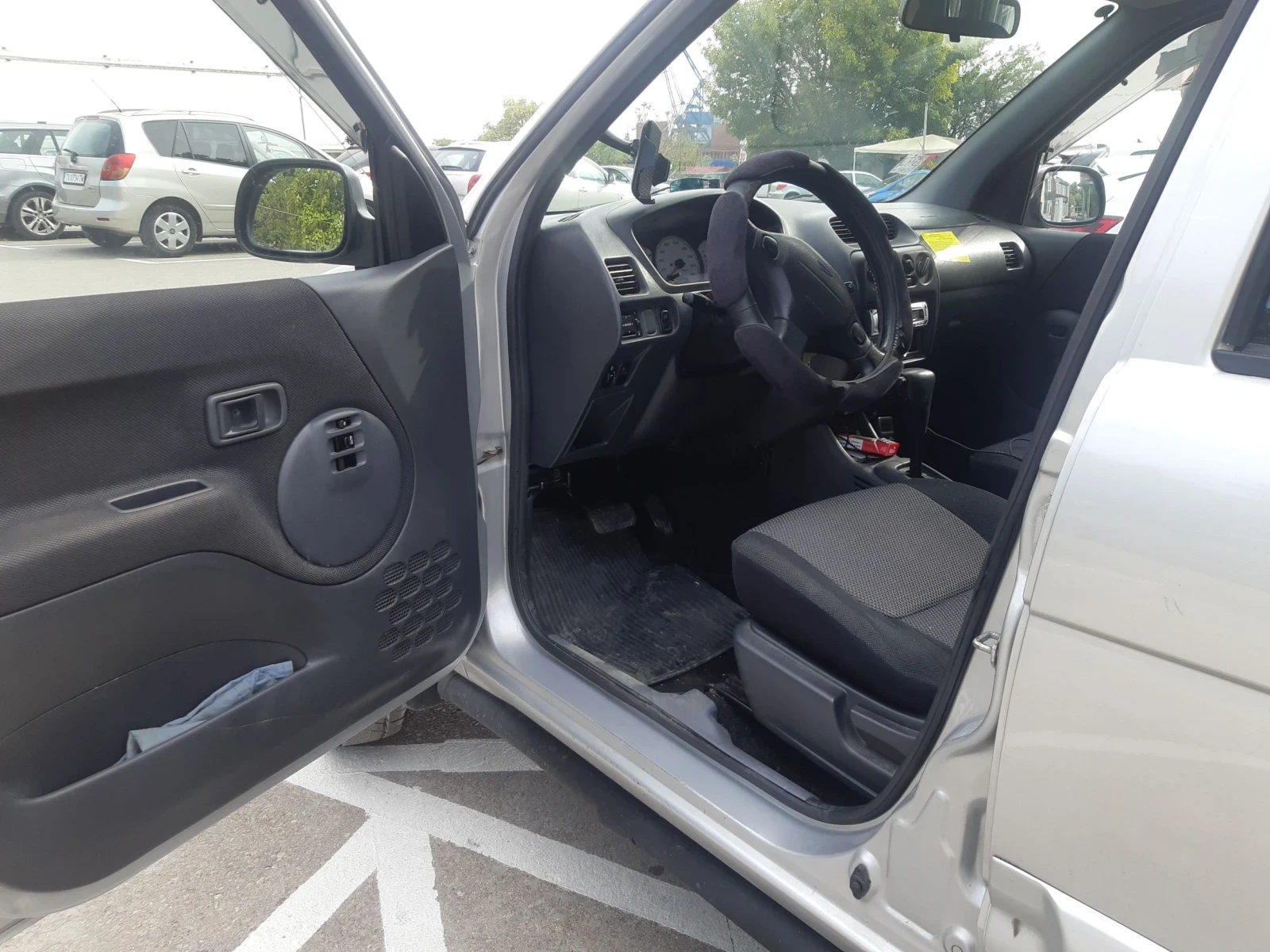 Daihatsu Terios 1, 3 A/T Auto 4x4 , снимка 7 - Автомобили и джипове - 56275821