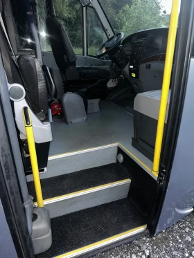 Iveco Daily 65C 29 места двоен климатик хладилник, снимка 14