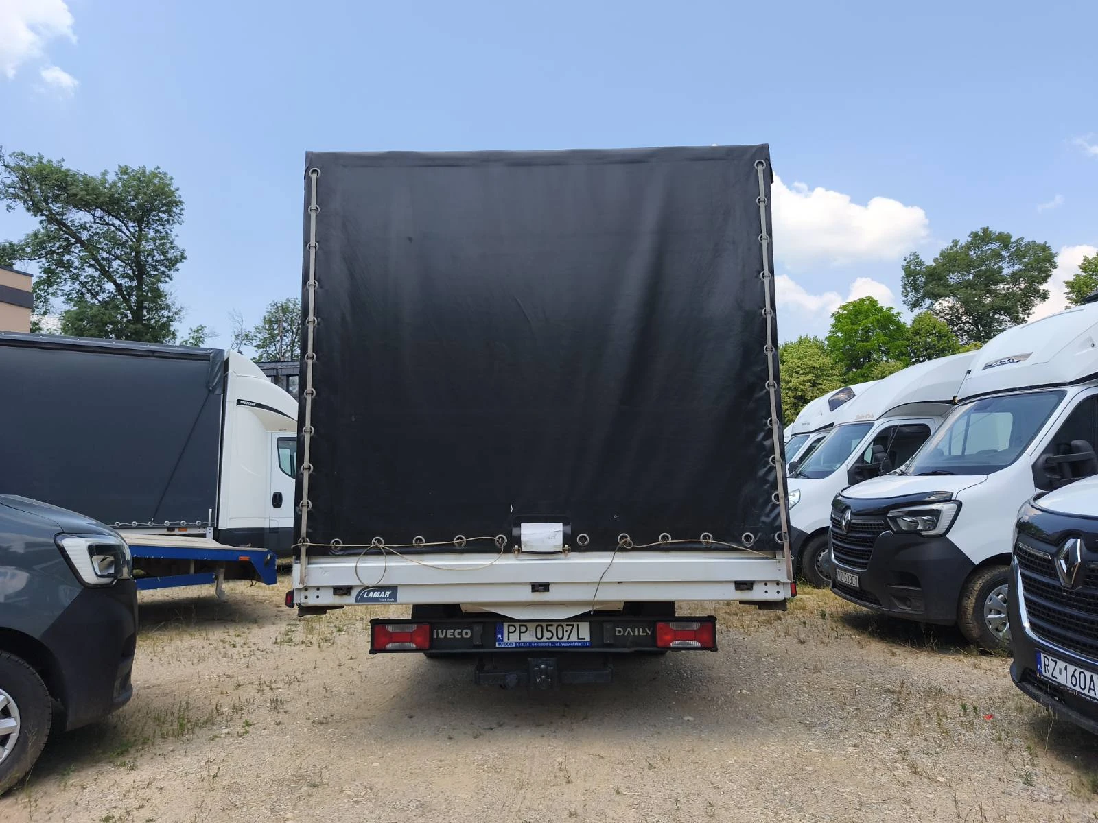 Iveco Daily LAMAR//TWINCAB//10ПАЛЕТА///УНИКАТ//ЛИЗИНГ, снимка 5 - Бусове и автобуси - 55068804