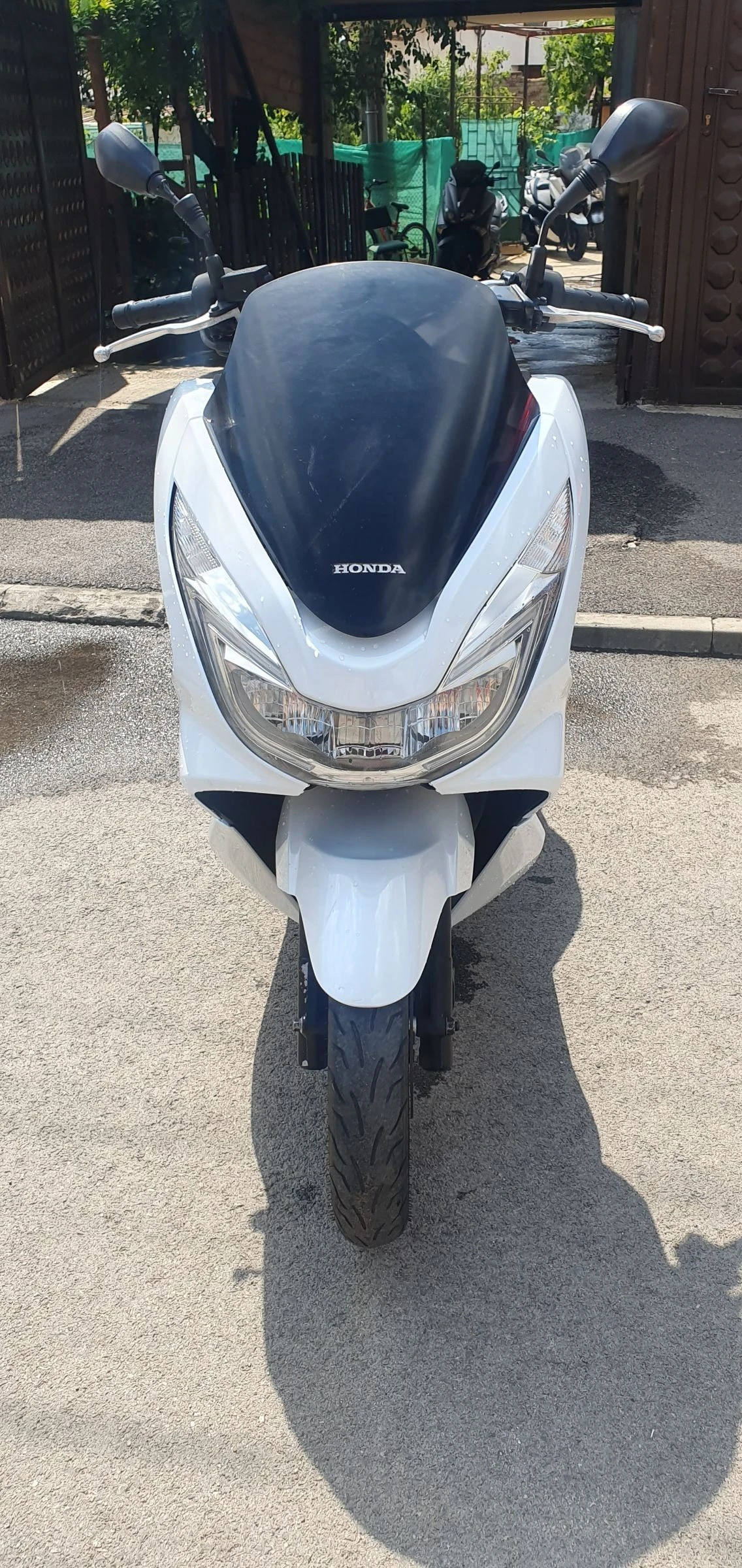 Honda Pcx 125ie става за А1 много пъргав и лек | Mobile.bg — изображение 1