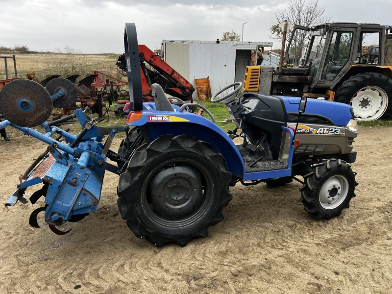 Трактор ISEKI