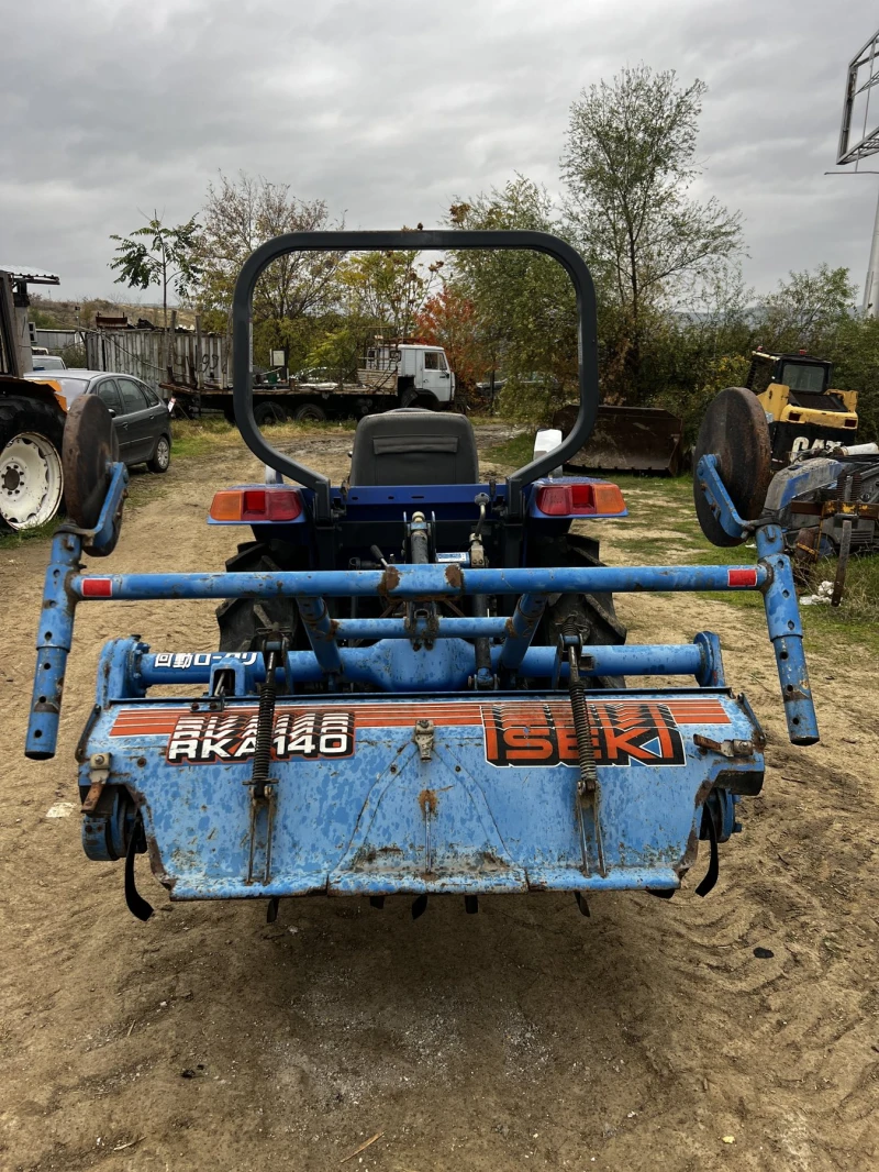 Трактор ISEKI, снимка 3 - Селскостопанска техника - 52478459