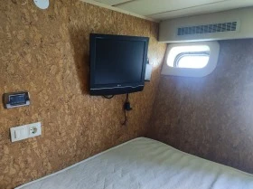 Моторна яхта Princess, снимка 11