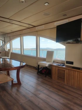 Моторна яхта Princess, снимка 6