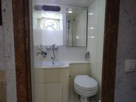 Моторна яхта Princess, снимка 13