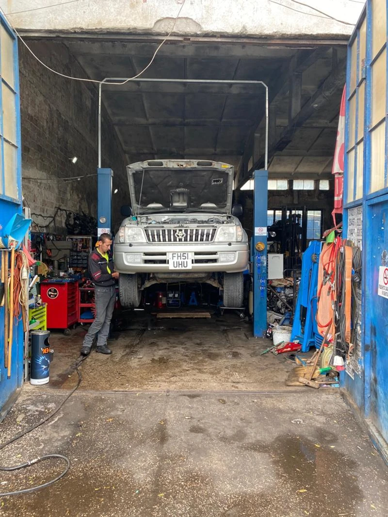  TOYOTA LAND CRUISER     | Mobile.bg   6