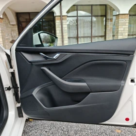 Skoda Scala 1.6 дизел 115 к.с 2019, снимка 11