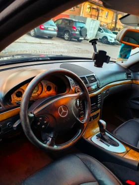 Mercedes-Benz E 320, снимка 5