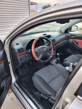 Toyota Avensis 2.0, снимка 12