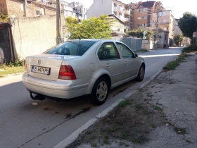 VW Bora 1.6 Климатик, снимка 3
