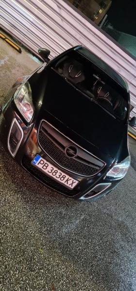 Обява за продажба на Opel Insignia 2.8 турбо бензин 325 кс.  ~27 600 лв. - изображение 1