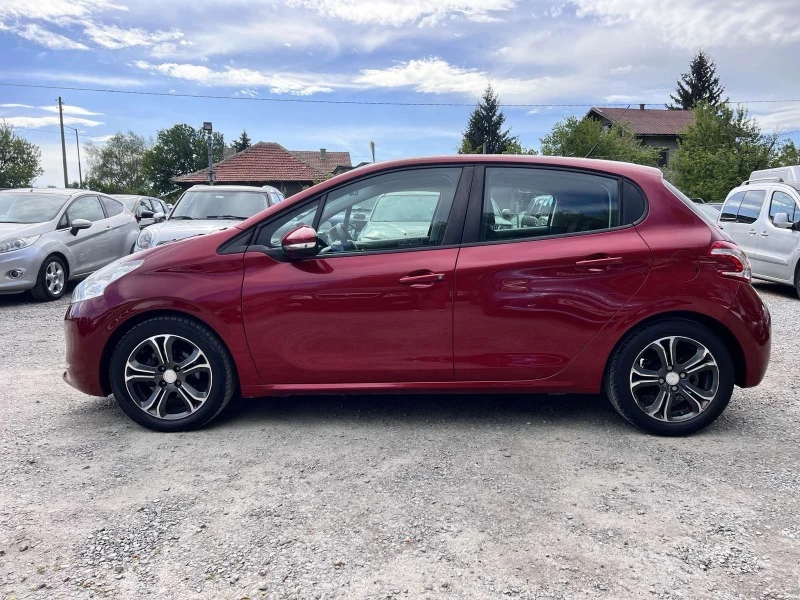 Peugeot 208 1.4I  ГАЗ EURO 5B, снимка 7 - Автомобили и джипове - 45584478