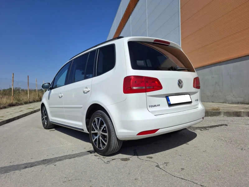 VW Touran 2.0 Tdi 140 к.с Comfort - line. Швейцария , снимка 5 - Автомобили и джипове - 47151113