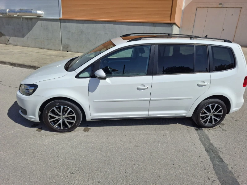 VW Touran 2.0 Tdi 140 к.с Comfort - line. Швейцария , снимка 7 - Автомобили и джипове - 47151113