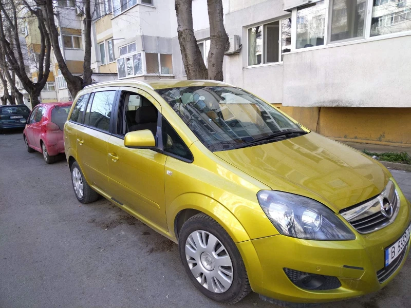 Opel Zafira, снимка 2 - Автомобили и джипове - 49442041