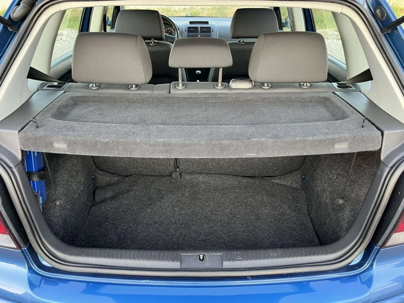 VW Polo 1.2I 70кс EURO 4 КЛИМАТИК, снимка 14 - Автомобили и джипове - 50774792