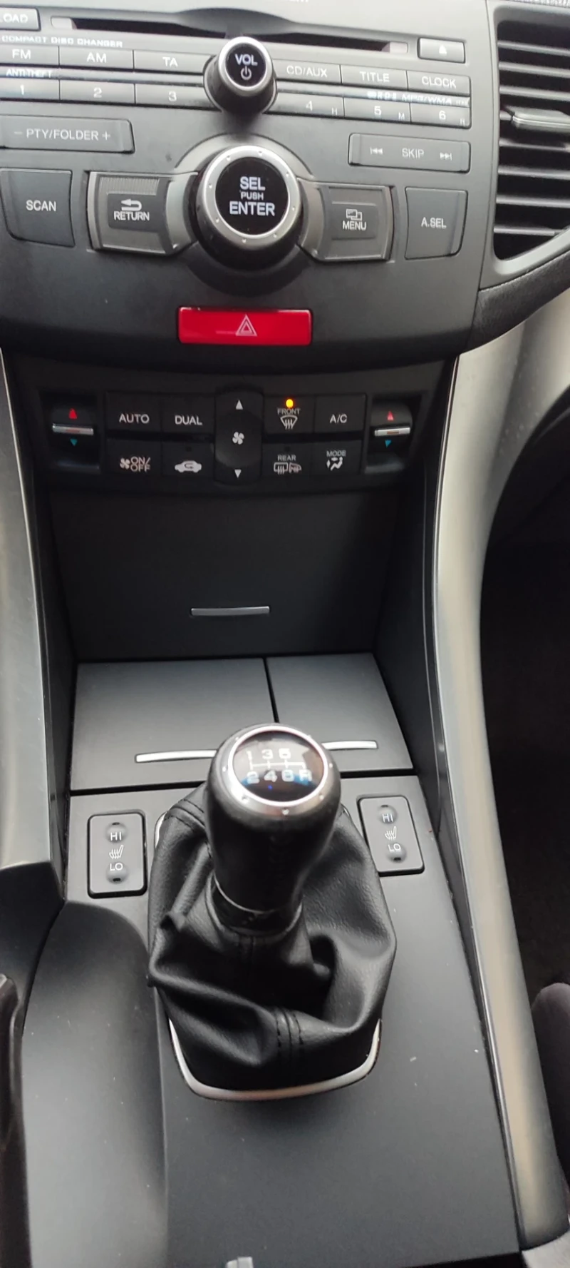 Honda Accord Tourer, снимка 7 - Автомобили и джипове - 53011039