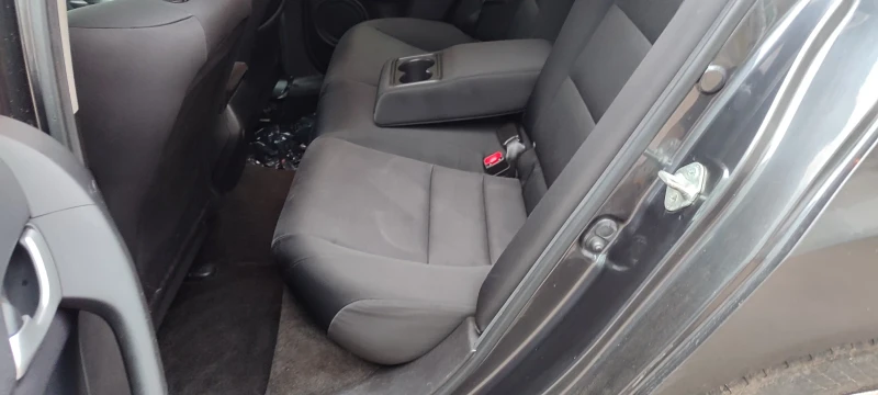 Honda Accord Tourer, снимка 12 - Автомобили и джипове - 53011039