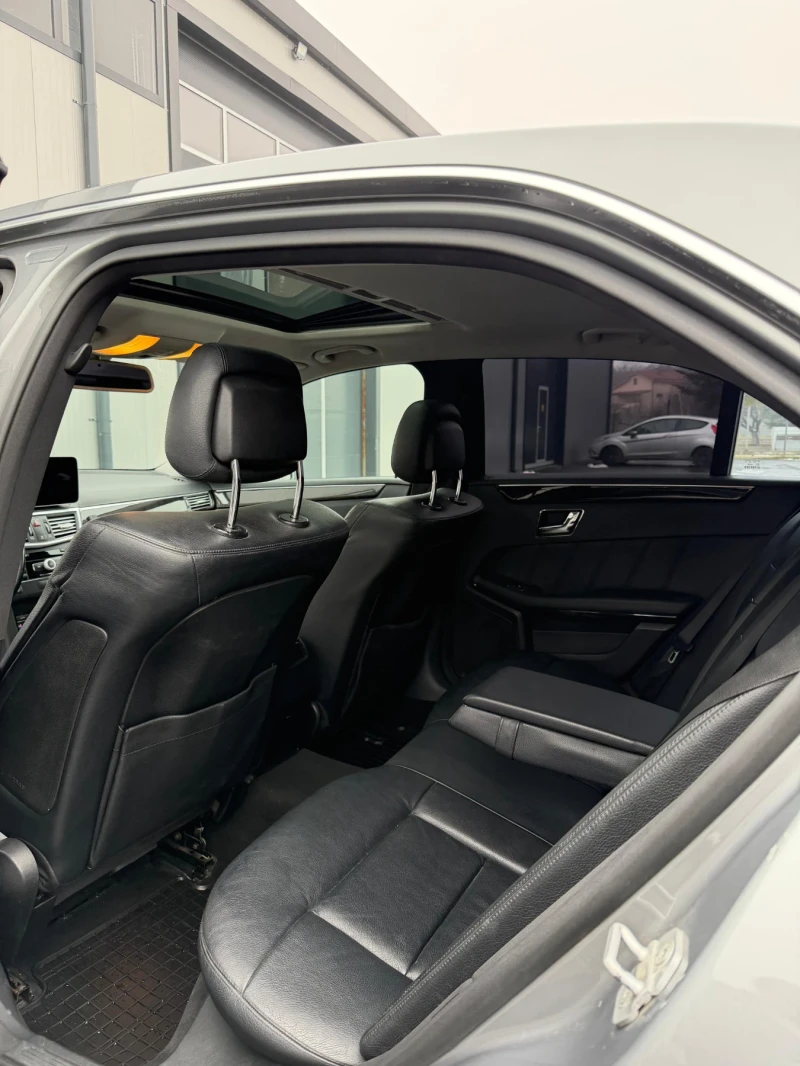 Mercedes-Benz E 350 CDI, снимка 12 - Автомобили и джипове - 53209952