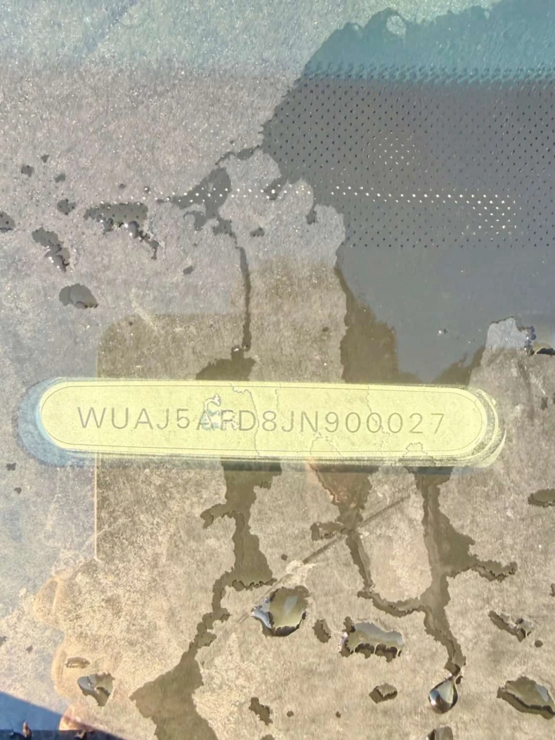 Audi S8 * quattro tiptronic * CARFAX * ОБДУХВАНЕ* ПАНОРАМА, снимка 10 - Автомобили и джипове - 53557307