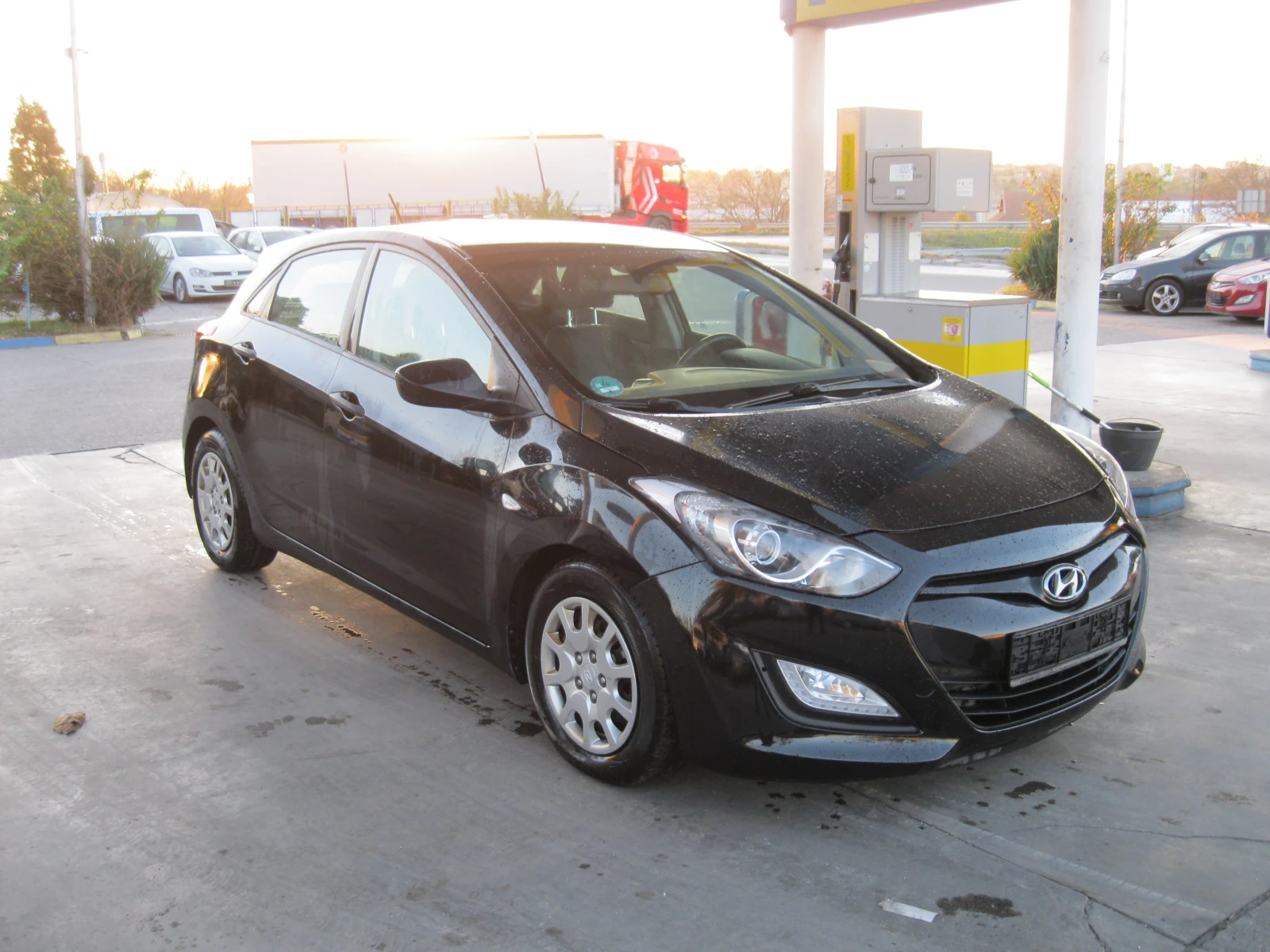 Hyundai I30 1, 4 -90 кс, снимка 1