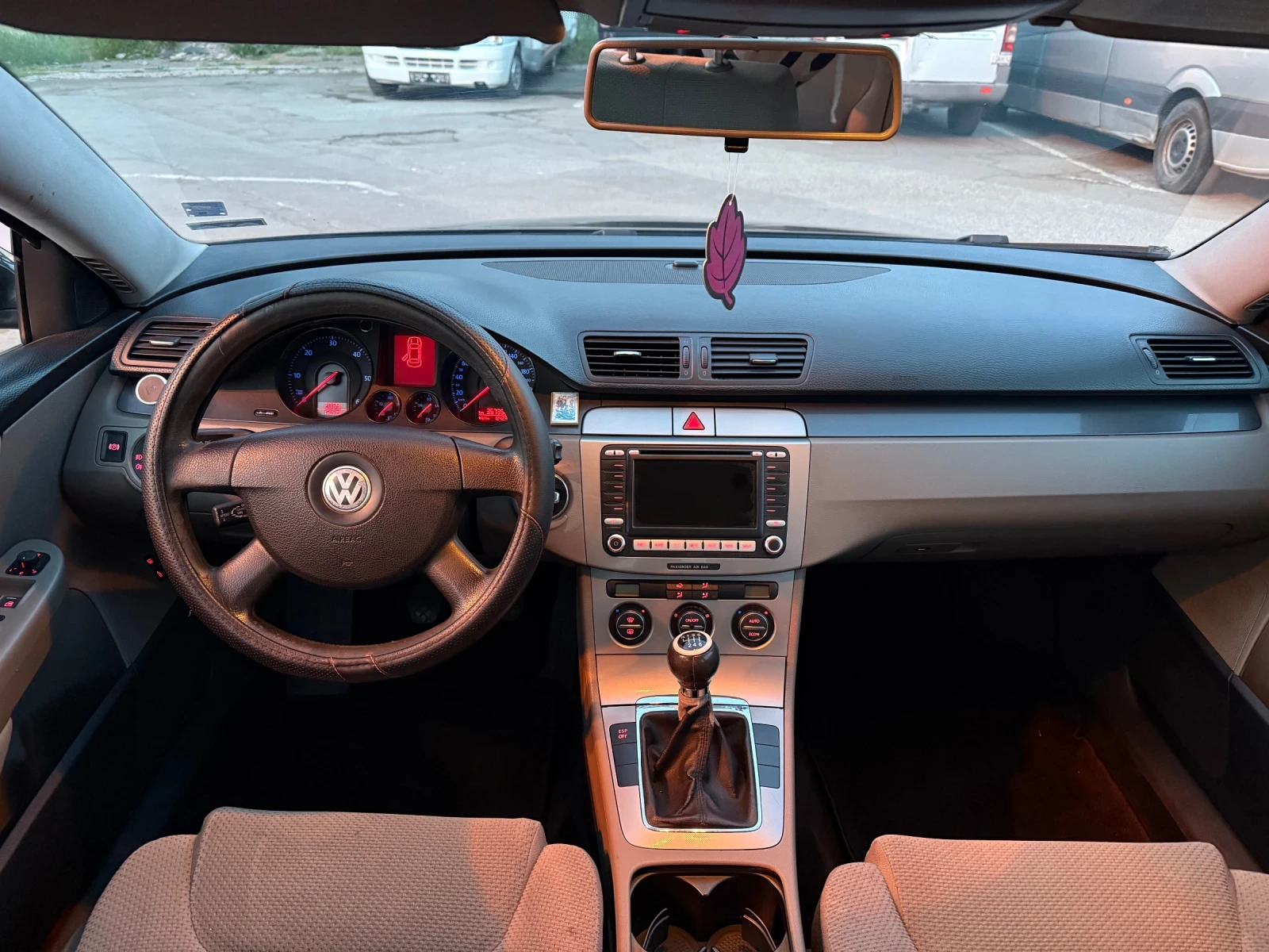 VW Passat 2.0 d 140 k.c - изображение 9