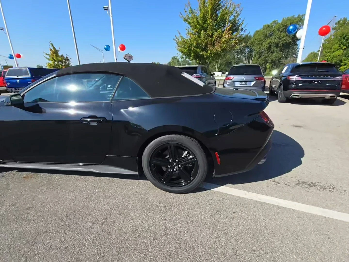 Ford Mustang EcoBoost Premium - изображение 3