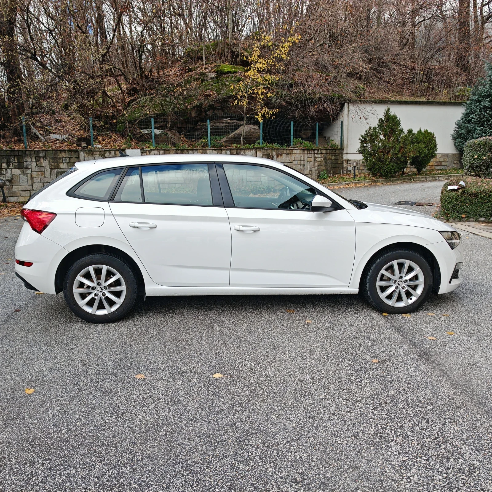Skoda Scala 1.6 дизел 115 к.с 2019 - изображение 7