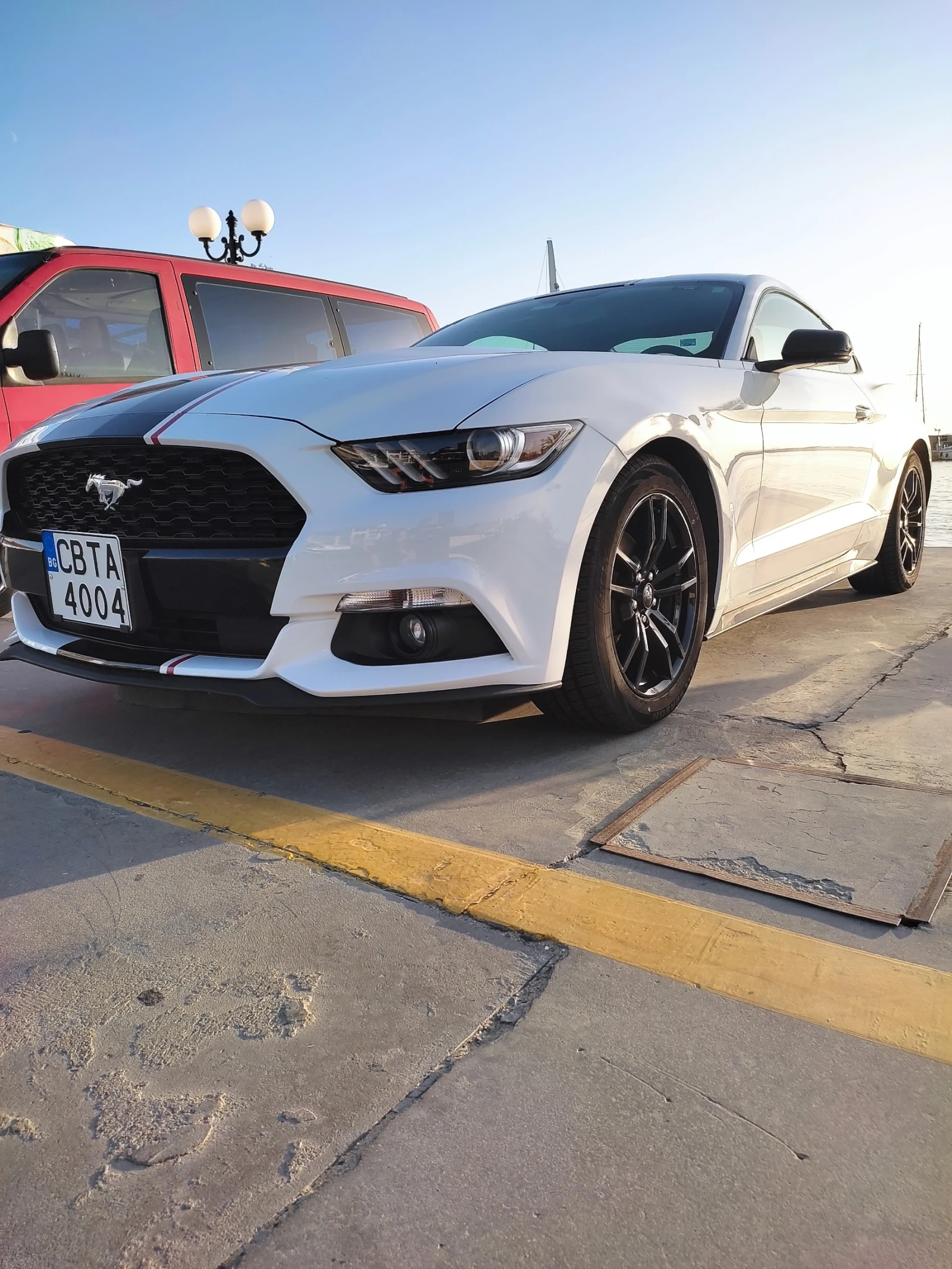 Ford Mustang 2.3l Performance package , снимка 17 - Автомобили и джипове - 53793722