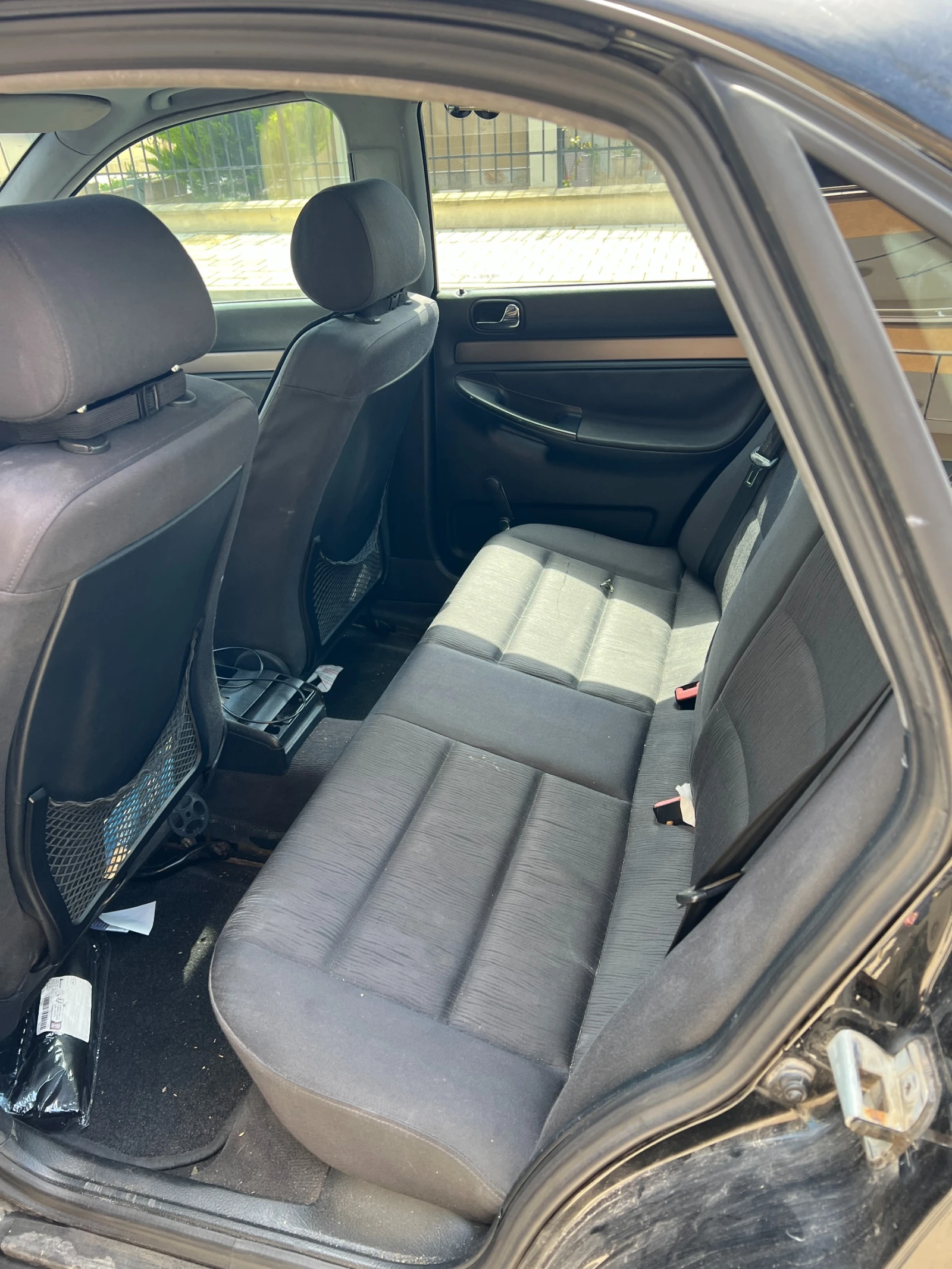 Audi A4 1.6, снимка 10 - Автомобили и джипове - 54378246