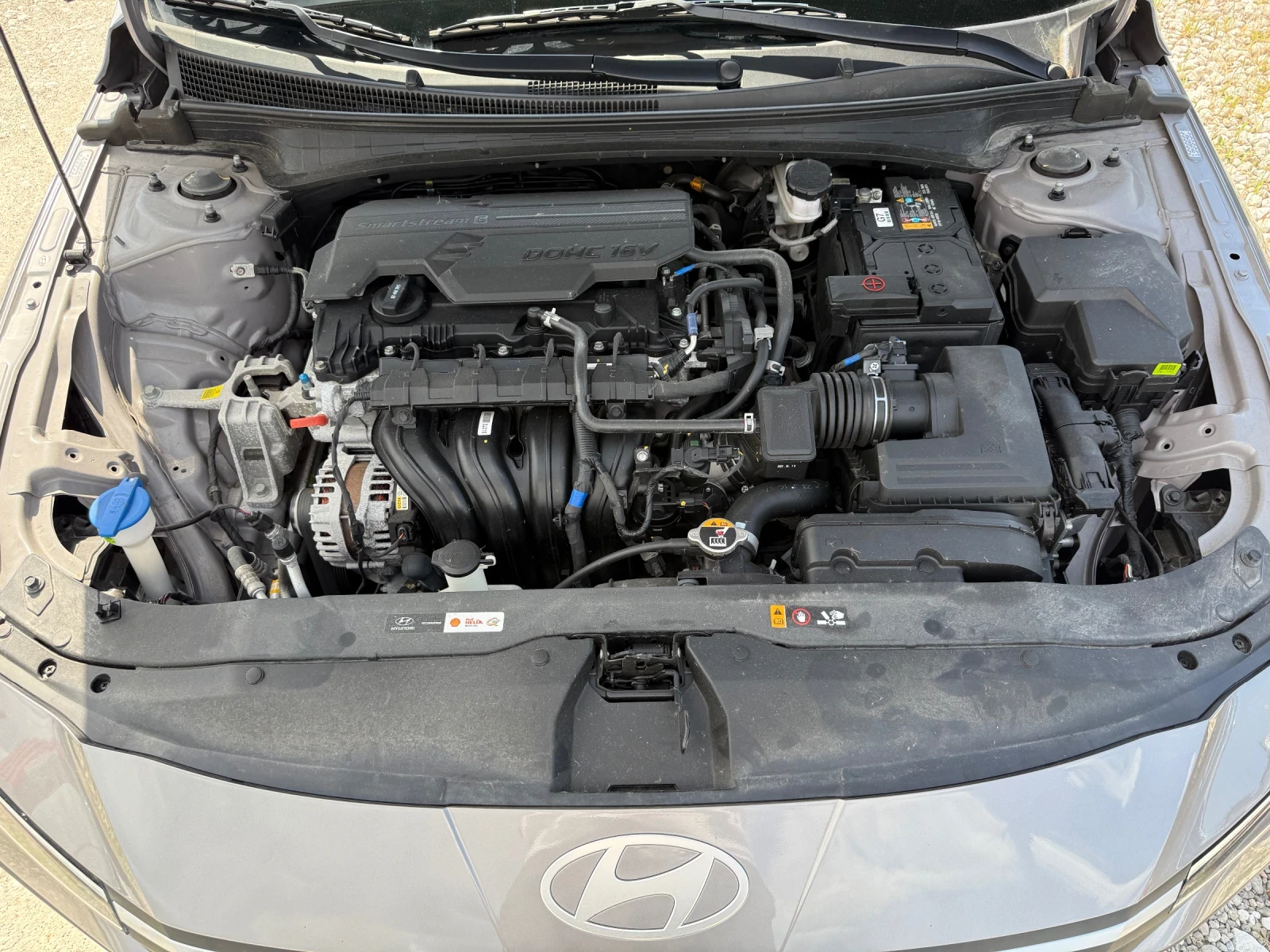 Hyundai Elantra, снимка 16 - Автомобили и джипове - 54669309