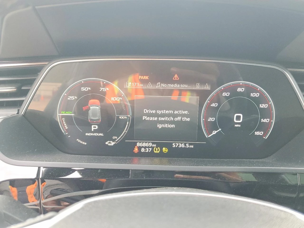 Audi E-Tron Chronos, снимка 9 - Автомобили и джипове - 54705210