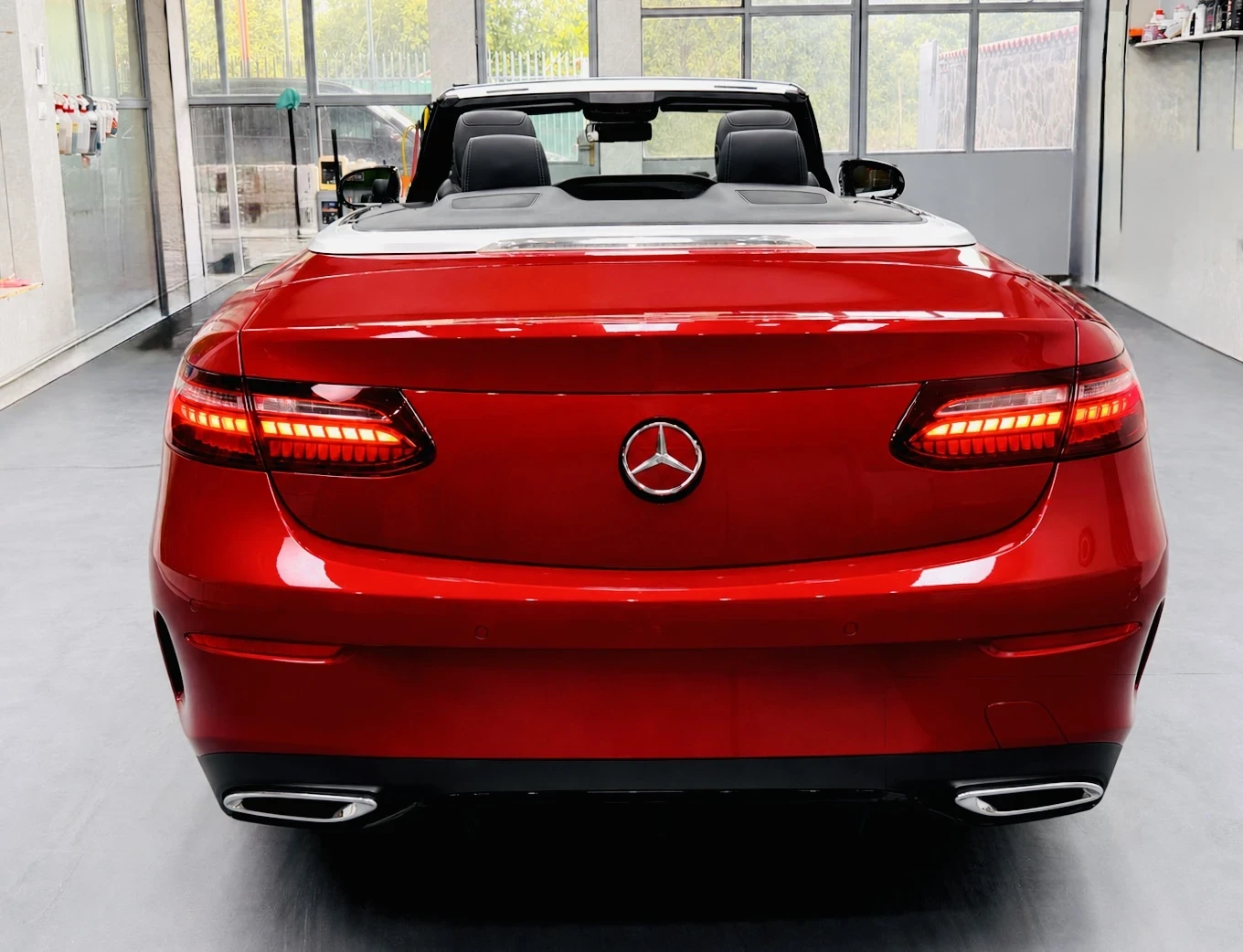 Mercedes-Benz E 220 d/4x4/AMG/70000km/ПОРЪЧКОВА/БЕЗ АНАЛОГ///, снимка 7 - Автомобили и джипове - 54899611