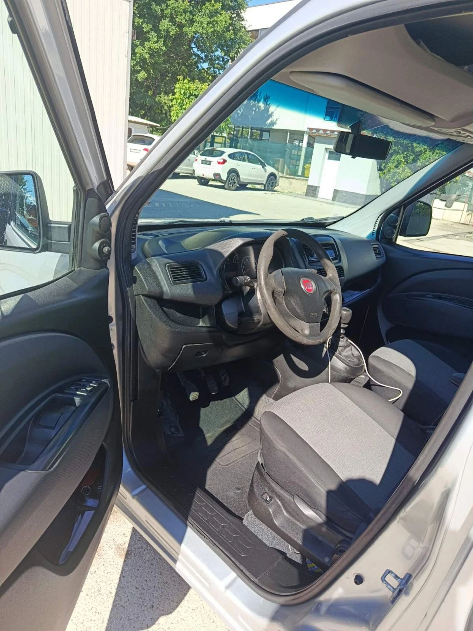 Fiat Doblo 1.6, снимка 4 - Автомобили и джипове - 55157046