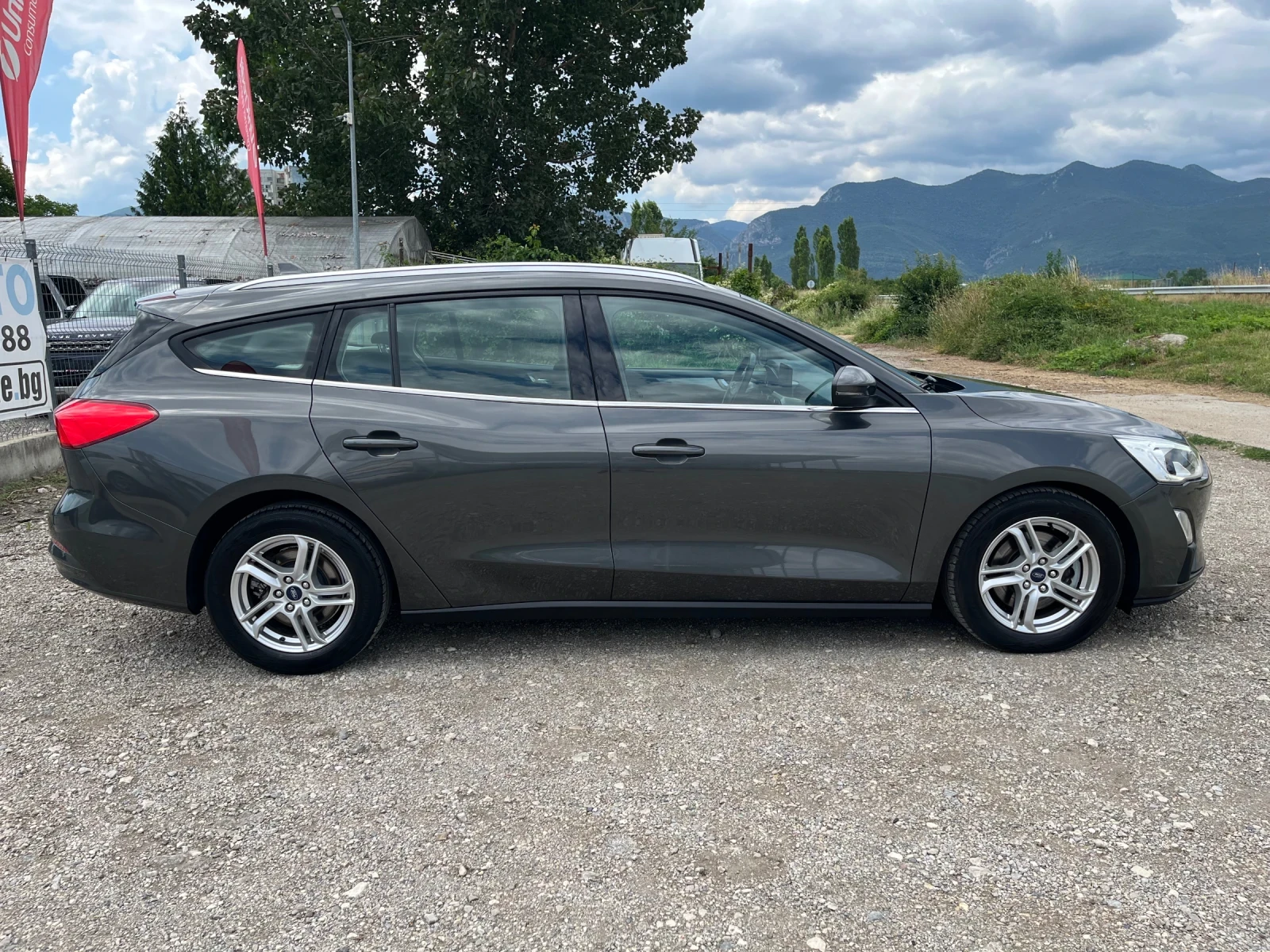 Ford Focus 1.5TDI-120-NAVI-ITALIA, снимка 4 - Автомобили и джипове - 55168404