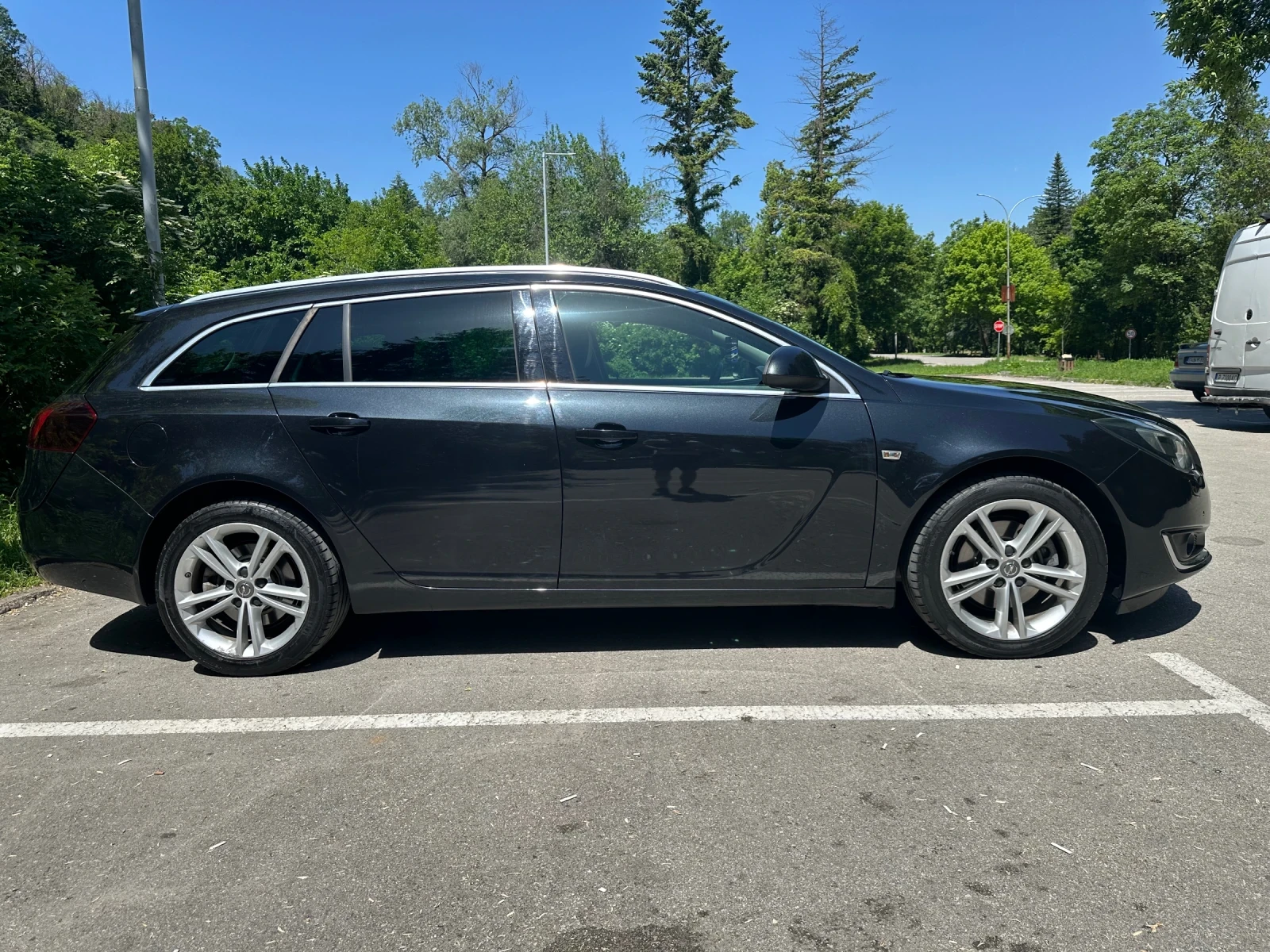 Opel Insignia 2.0 CDTI 4x4, снимка 3 - Автомобили и джипове - 55587114