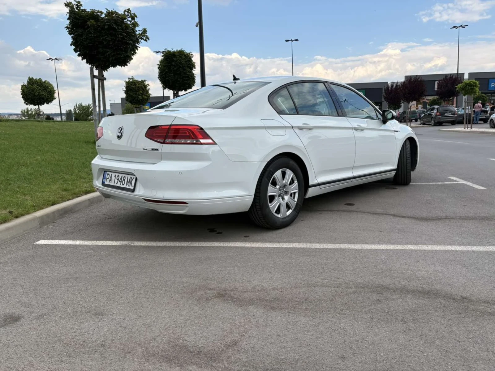 VW Passat, снимка 6 - Автомобили и джипове - 55598011