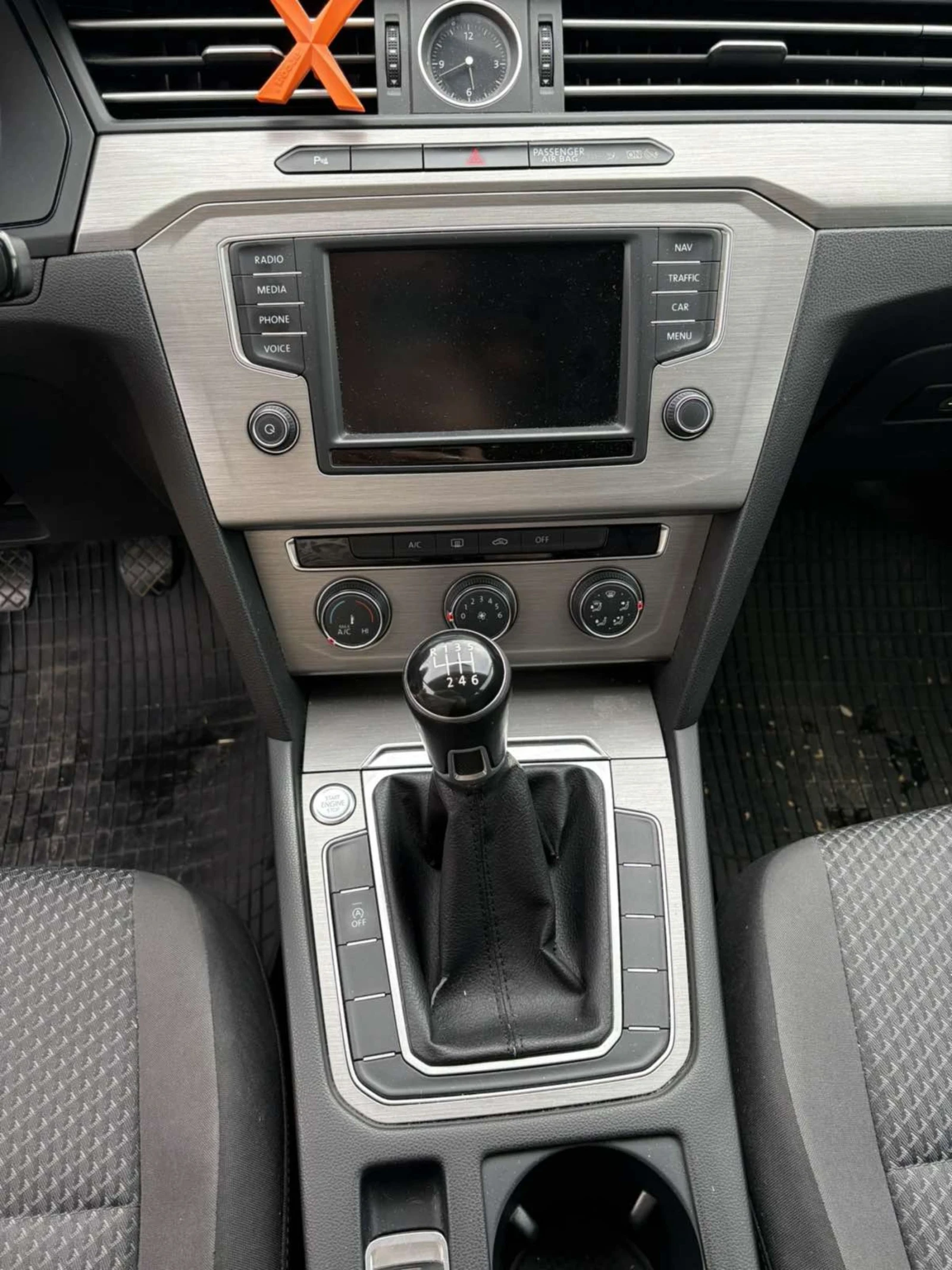 VW Passat, снимка 15 - Автомобили и джипове - 55598011
