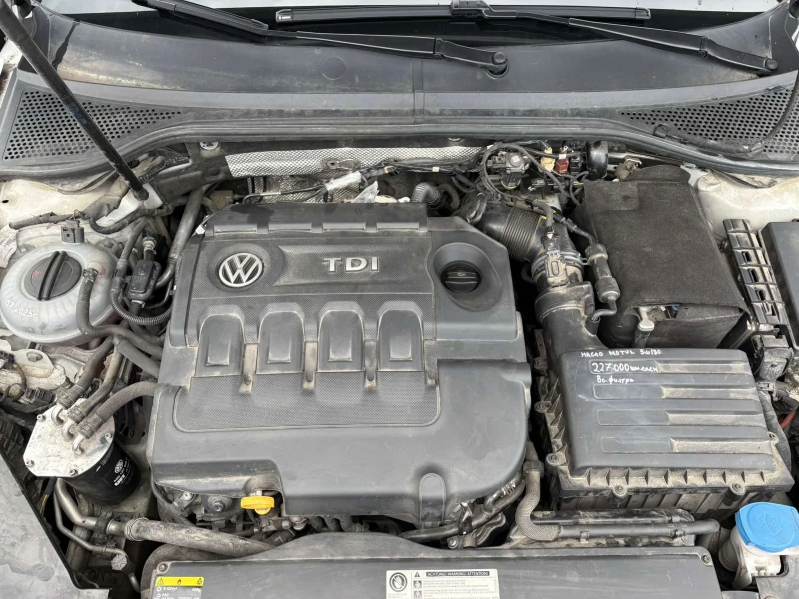 VW Passat, снимка 13 - Автомобили и джипове - 55598011