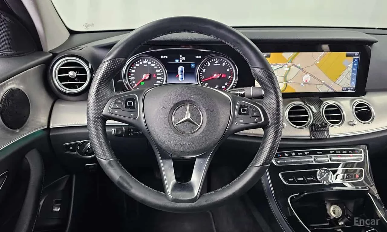 Mercedes-Benz E 200 Avantgarde| АВТОКРЕДИТ БЕЗ ПЪРВОНАЧАЛНА ВНОСКА | , снимка 13 - Автомобили и джипове - 55612303