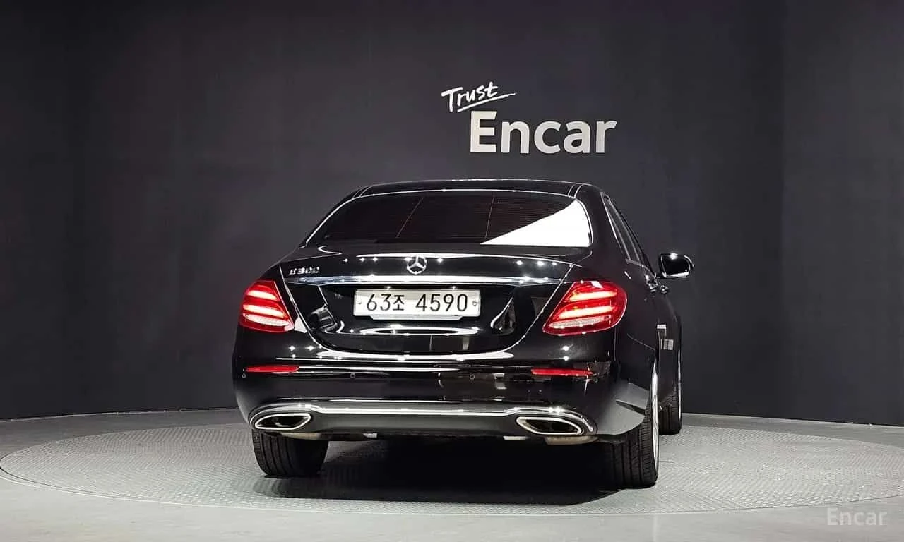 Mercedes-Benz E 200 Avantgarde| АВТОКРЕДИТ БЕЗ ПЪРВОНАЧАЛНА ВНОСКА | , снимка 4 - Автомобили и джипове - 55612303
