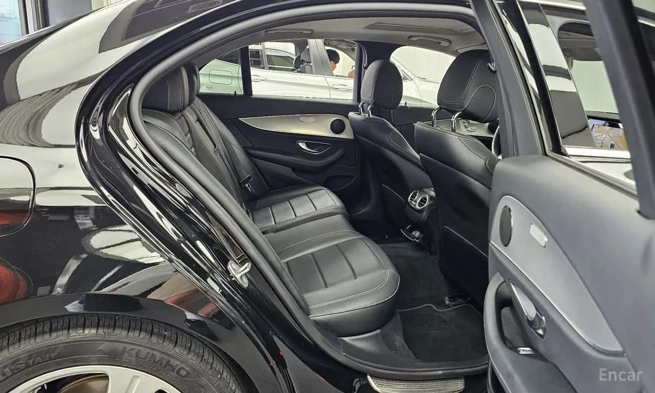 Mercedes-Benz E 200 Avantgarde| АВТОКРЕДИТ БЕЗ ПЪРВОНАЧАЛНА ВНОСКА | , снимка 17 - Автомобили и джипове - 55612303