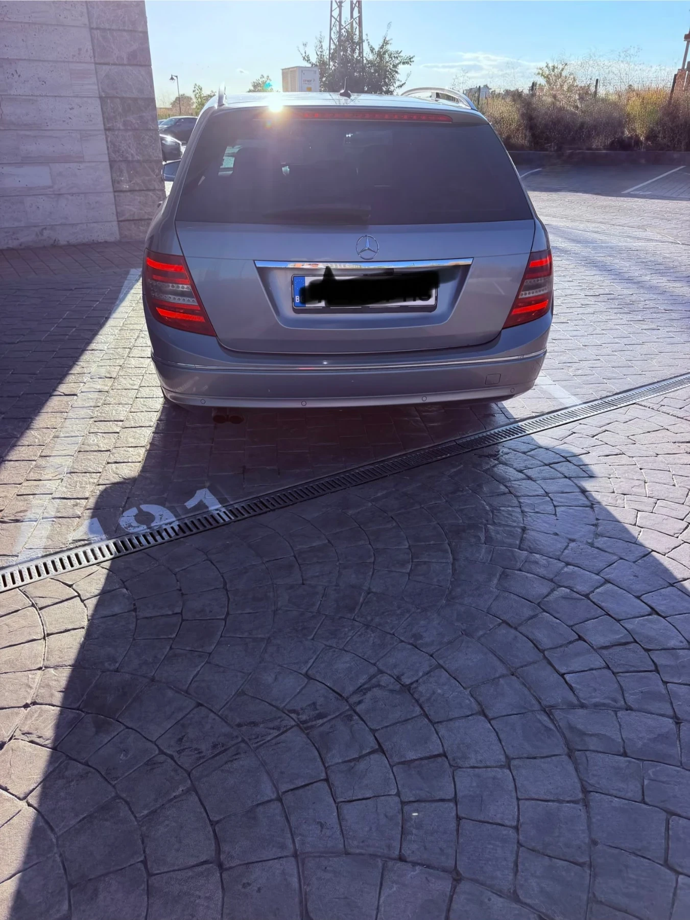 Mercedes-Benz C 200, снимка 2 - Автомобили и джипове - 55982172