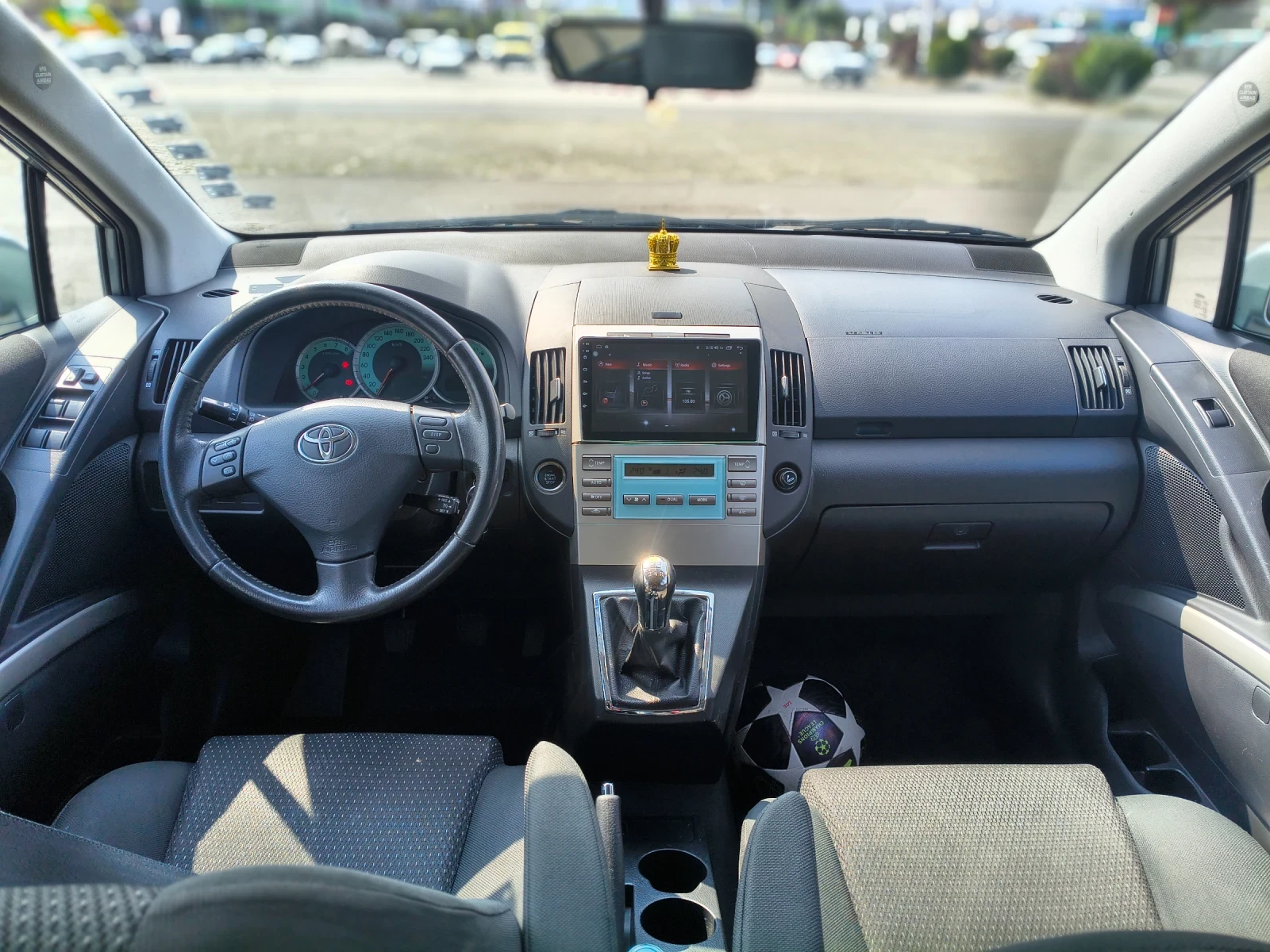 Toyota Corolla verso, снимка 4 - Автомобили и джипове - 56170639