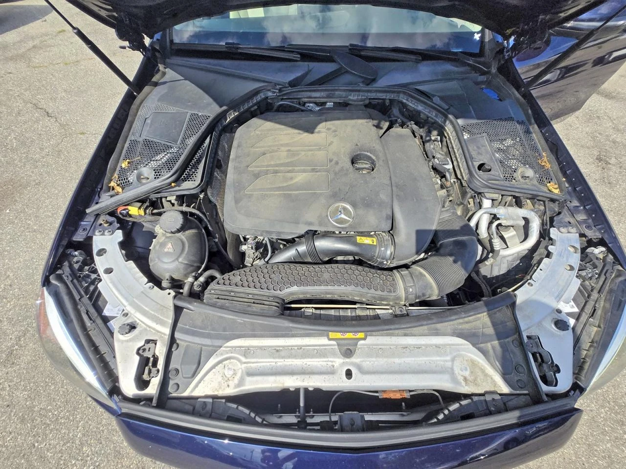 Mercedes-Benz C 300 4MATIC, снимка 8 - Автомобили и джипове - 56689144